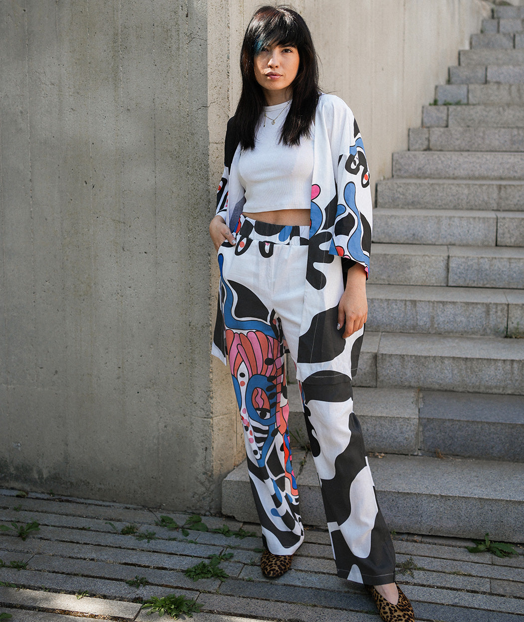 Artelie Haname linen kimono jacket, full styling view