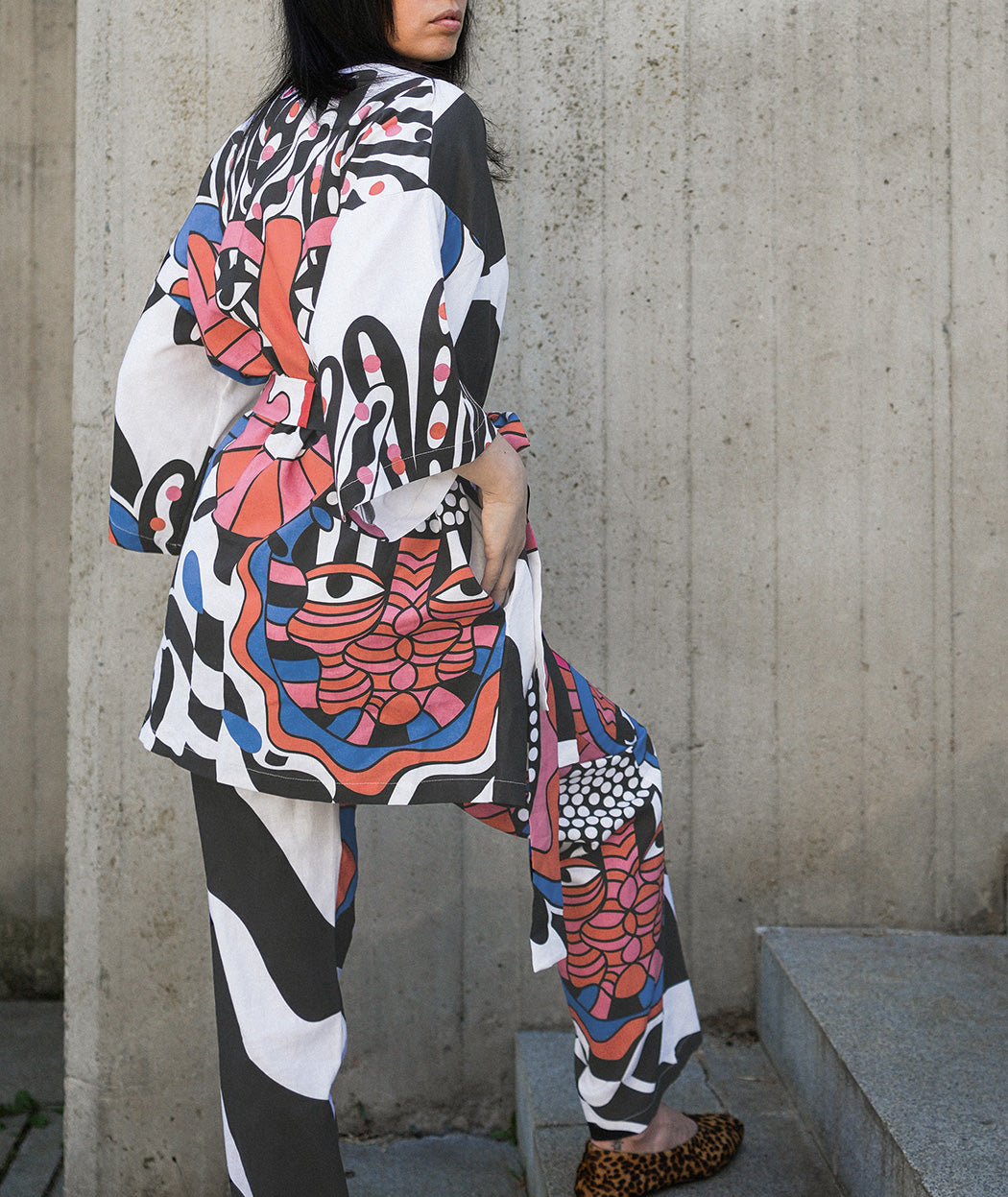 Haname linen kimono jacket by Artelie, open as a layer