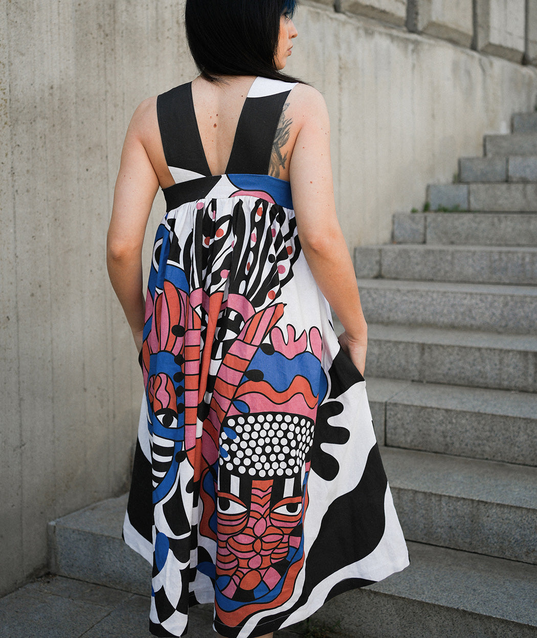 Artelie Haname Wink dress, side view