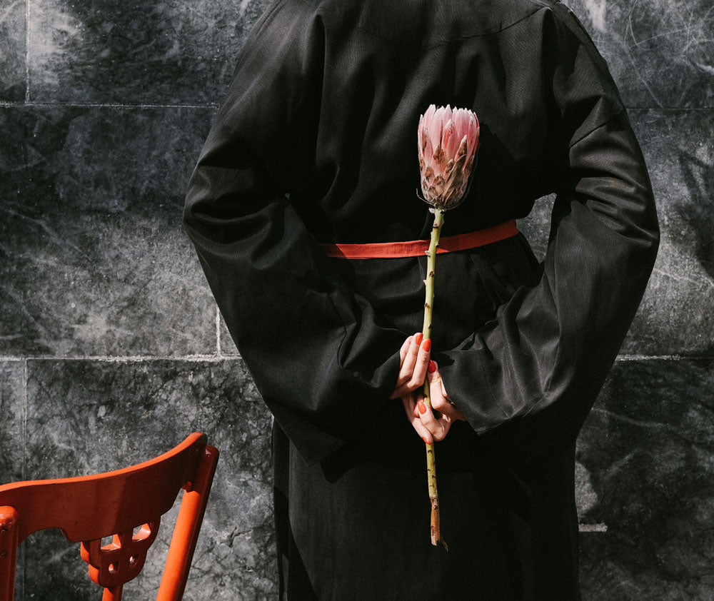 black_kimono_leopard_hellenna