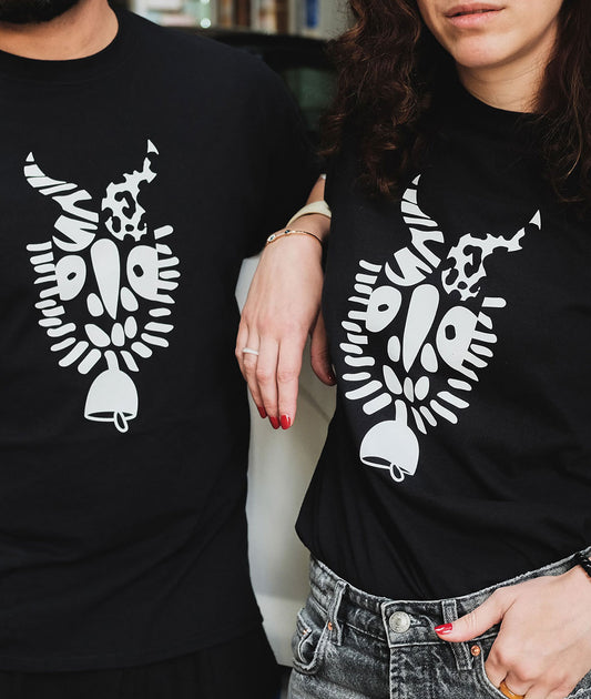 Black Men Women T-Shirt Kuker